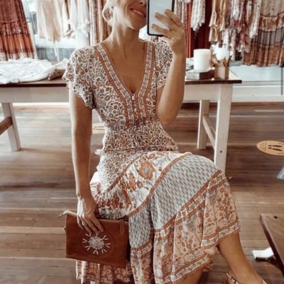 Dresses & Skirts - boho floral print v neck button ruffle midi dress